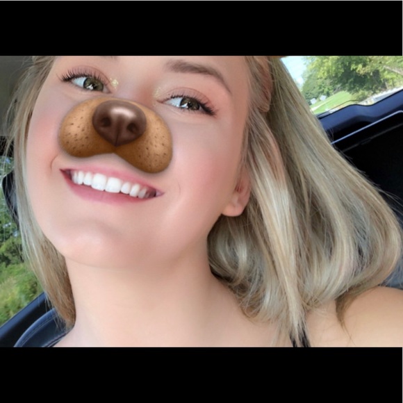 Meet your Posher, Alana - Picture 1 of 1